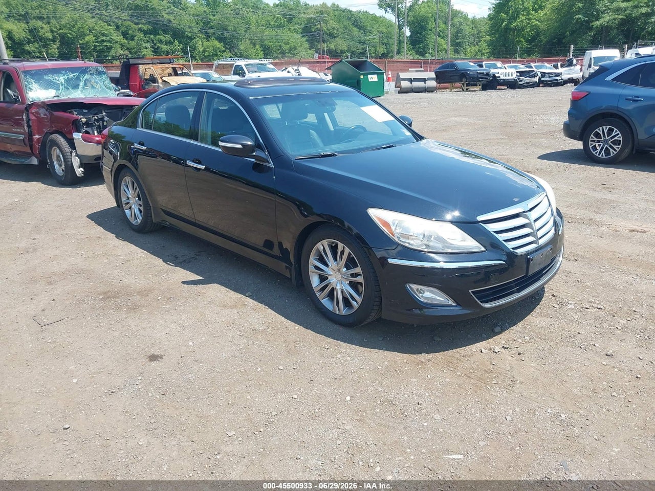 KMHGC4DD3DU****** · 2013 HYUNDAI GENESIS 3.8
