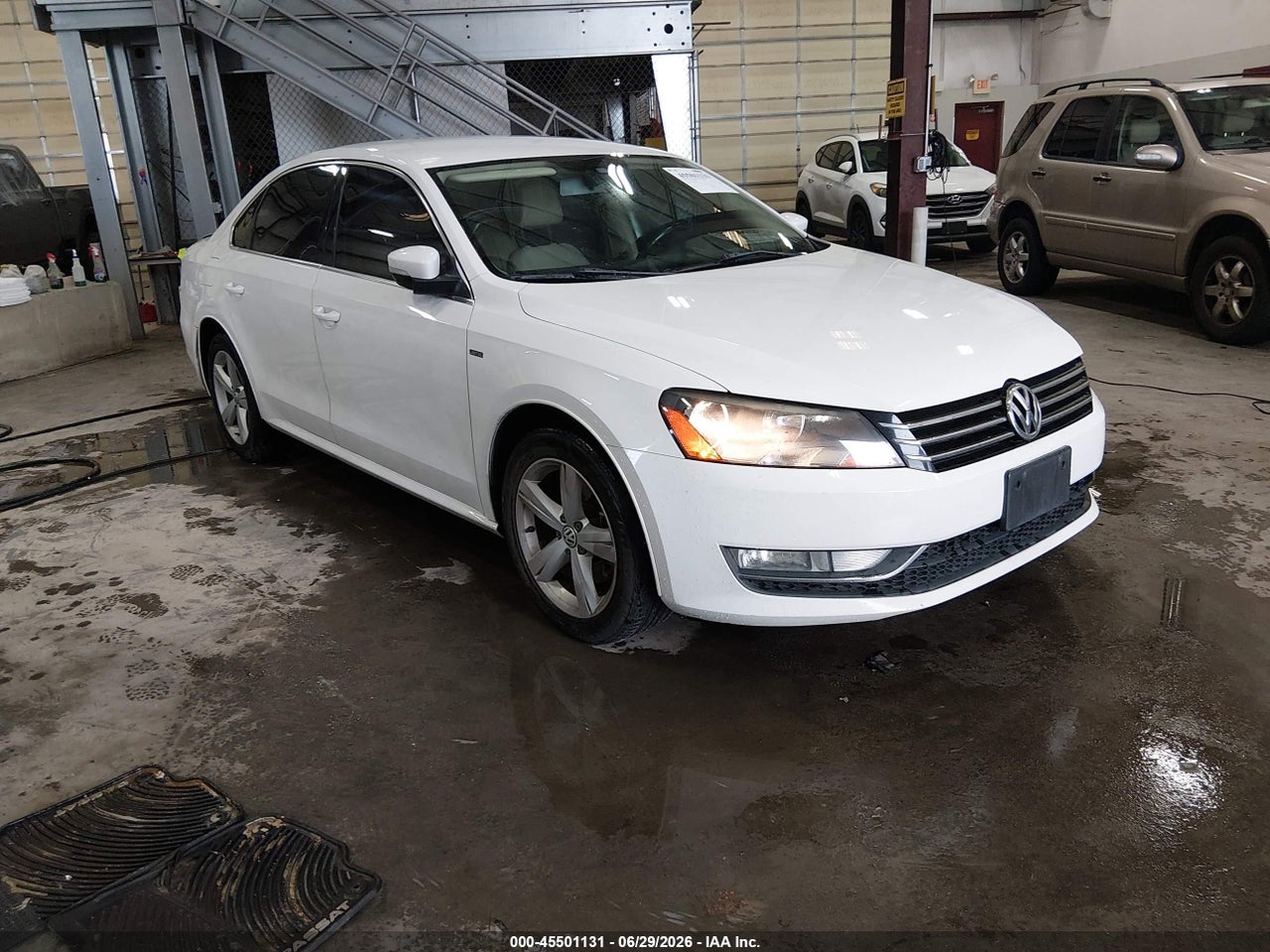 1VWAT7A32FC****** · 2015 VOLKSWAGEN PASSAT 1.8T LIMITED EDITION