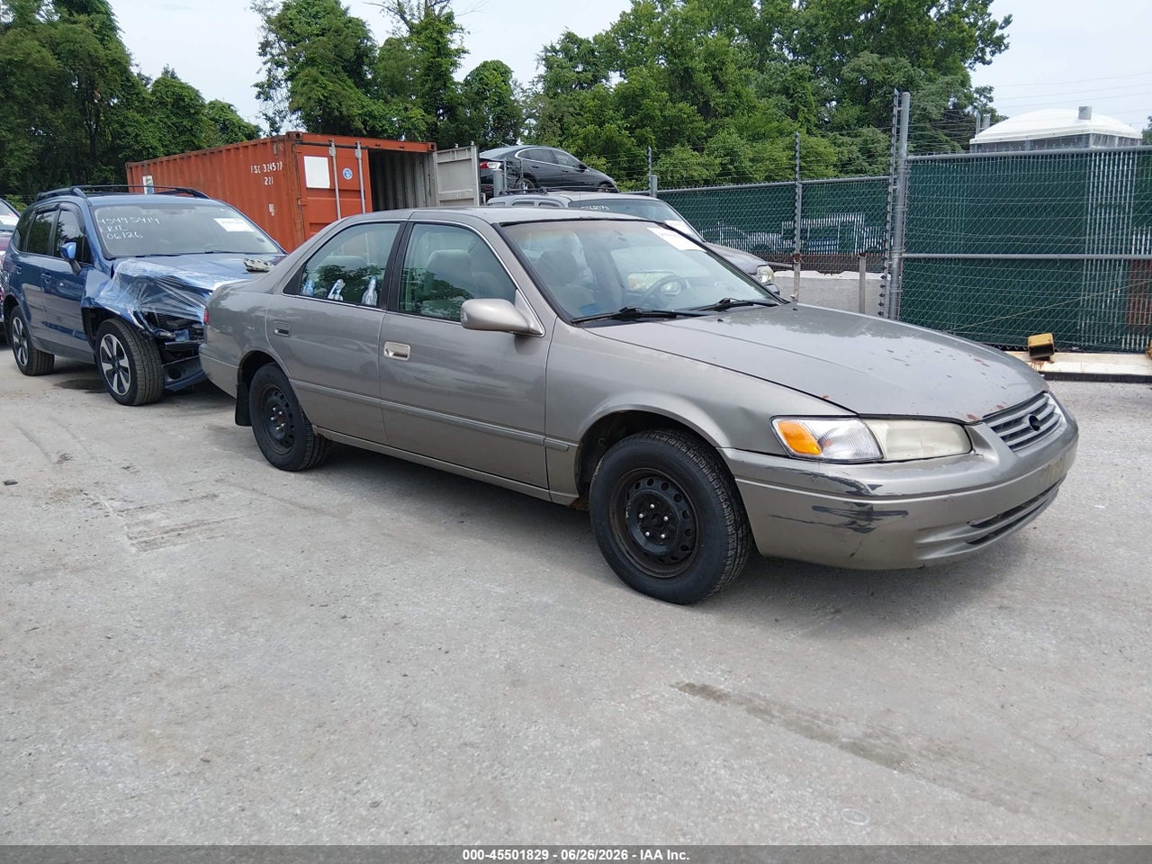 4T1BG22K5WU****** · 1998 TOYOTA CAMRY LE