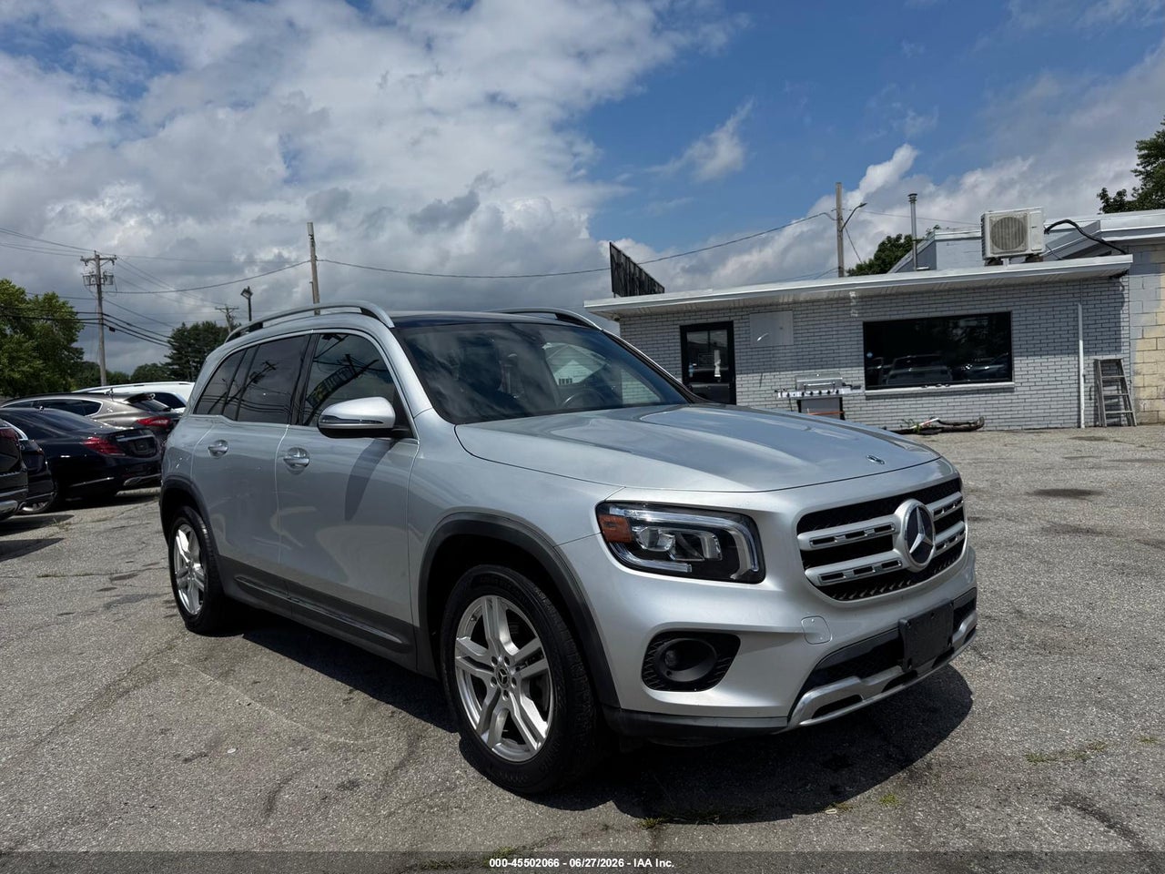 W1N4M4HB3MW****** · 2021 MERCEDES-BENZ GLB 250 4MATIC