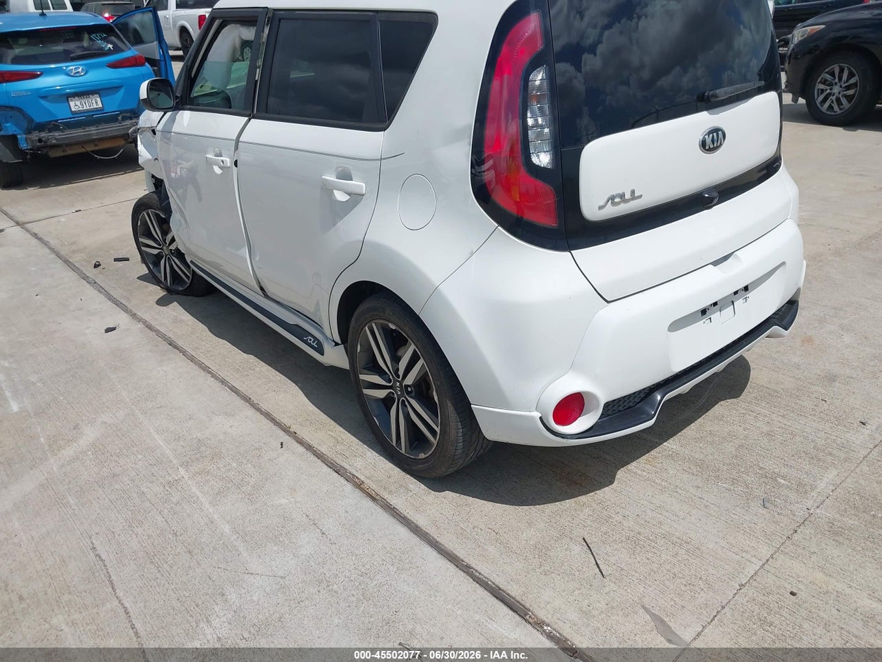 2016 KIA SOUL + · 3/11