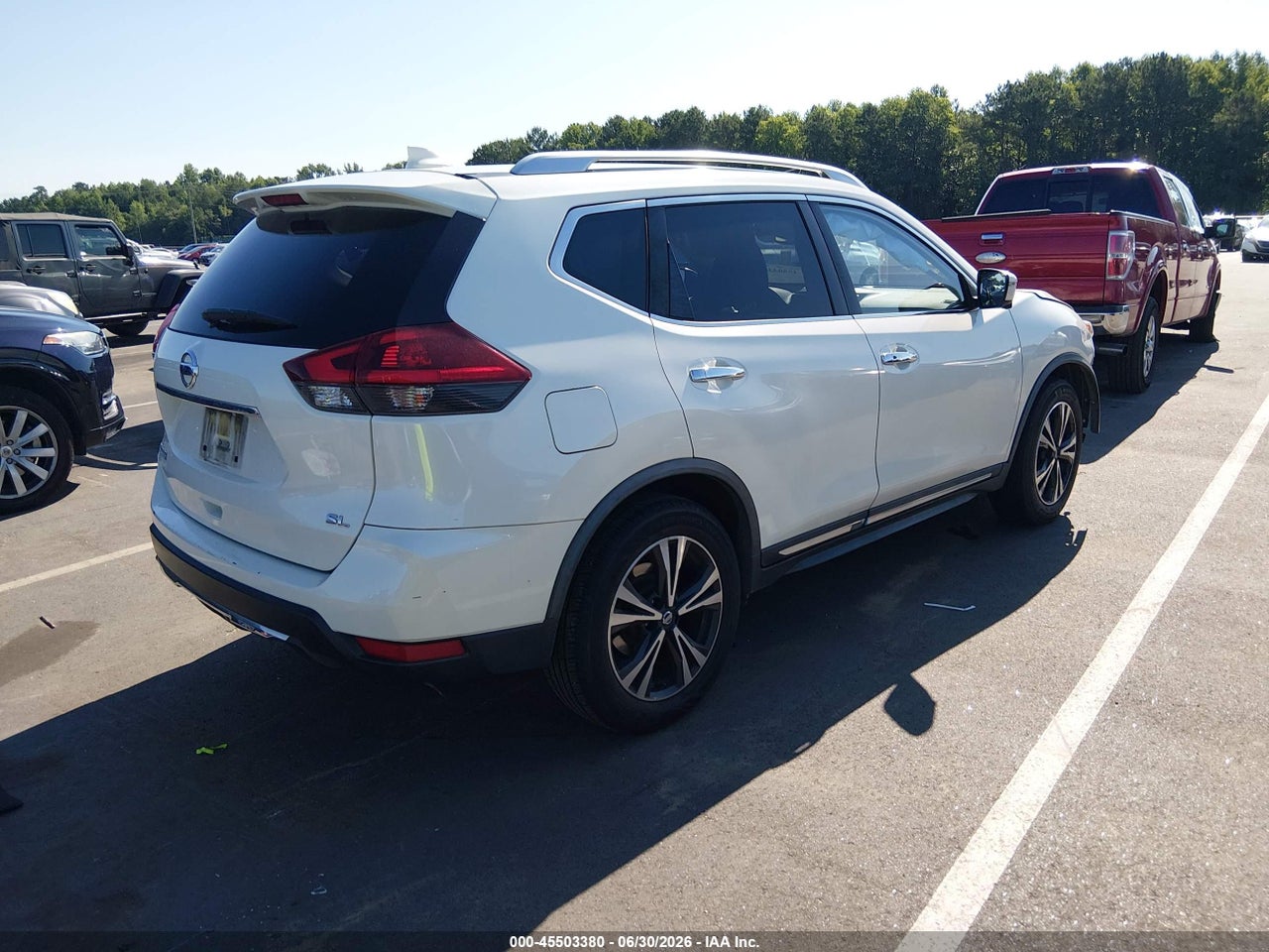 2018 NISSAN ROGUE SL · 4/11