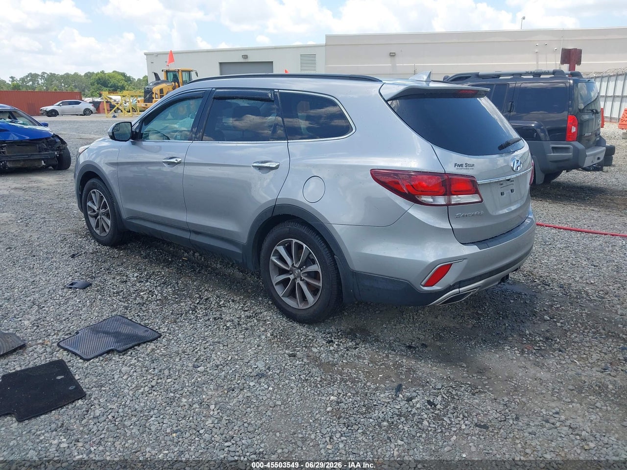 2018 HYUNDAI SANTA FE SE · 3/11