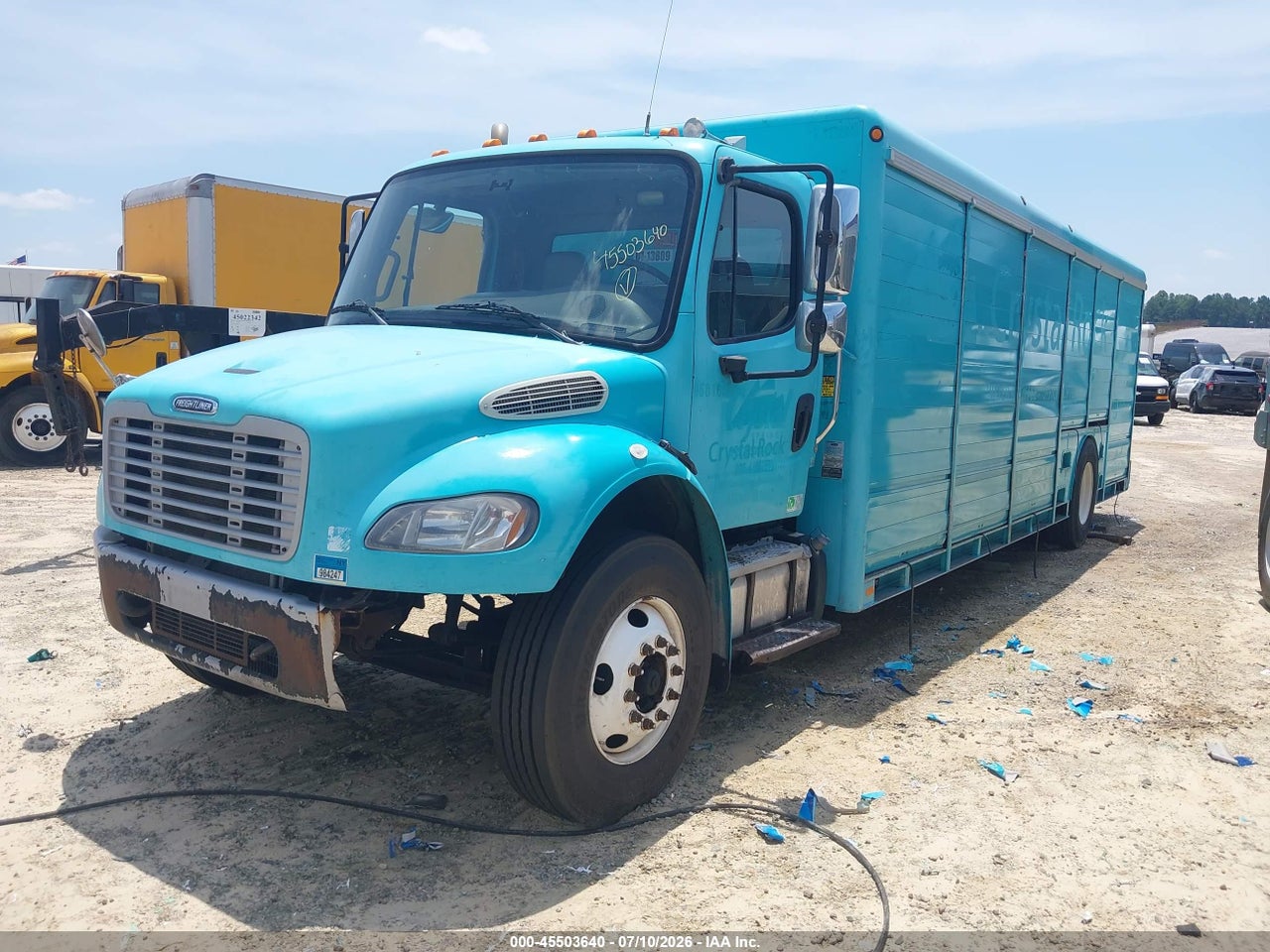 2013 FREIGHTLINER M2 106 MEDIUM DUTY · 2/4
