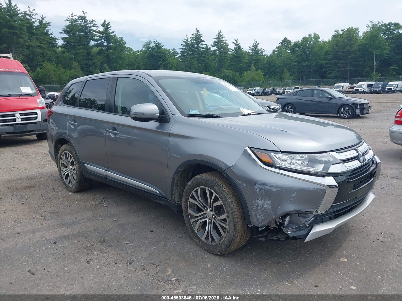 JA4AZ3A38JZ****** · 2018 MITSUBISHI OUTLANDER SE