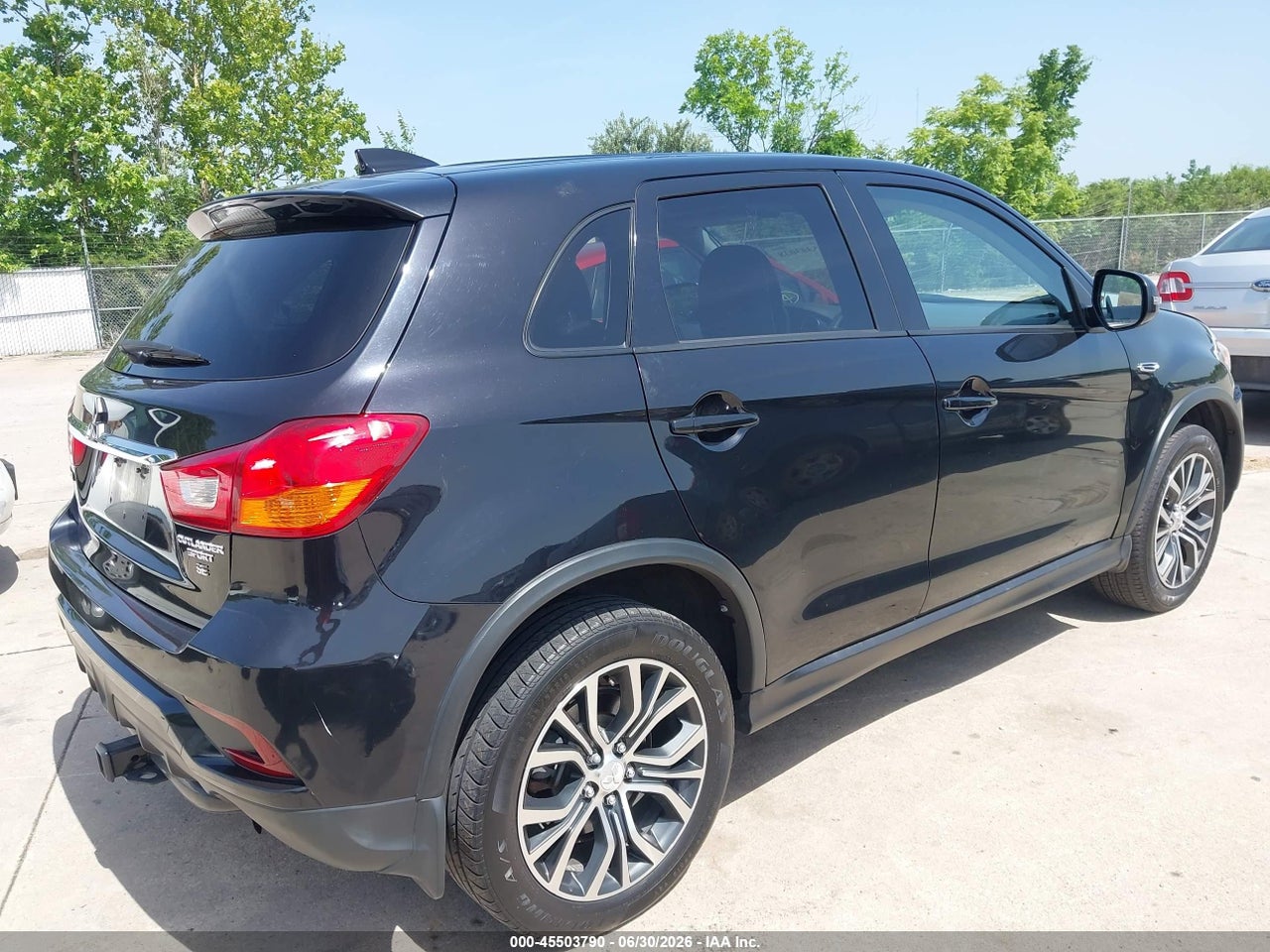 2018 MITSUBISHI OUTLANDER SPORT 2.4 SE · 4/11