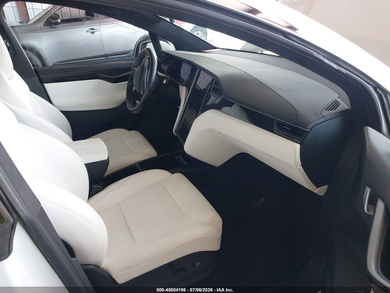 2018 TESLA MODEL X 100D/75D/P100D · 5/11