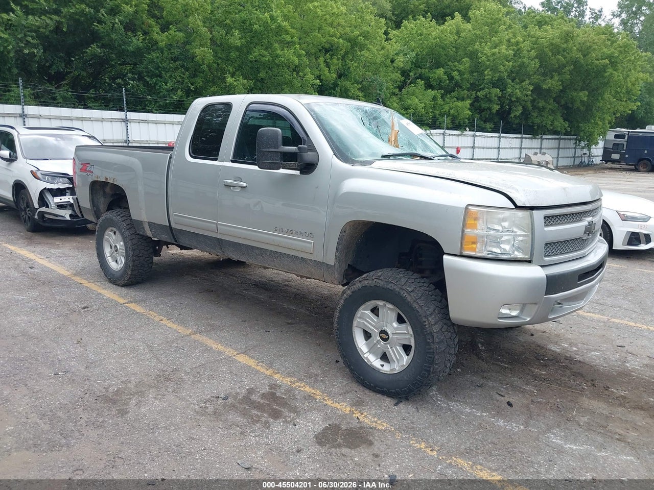 1GCRKSE31BZ****** · 2011 CHEVROLET SILVERADO 1500 LT