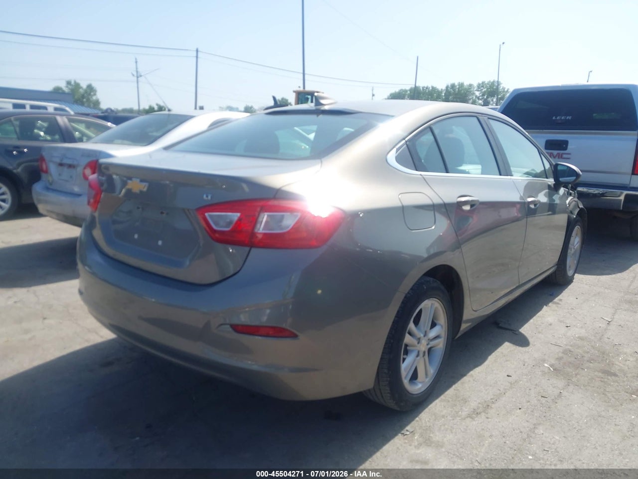 2017 CHEVROLET CRUZE LT AUTO · 4/11