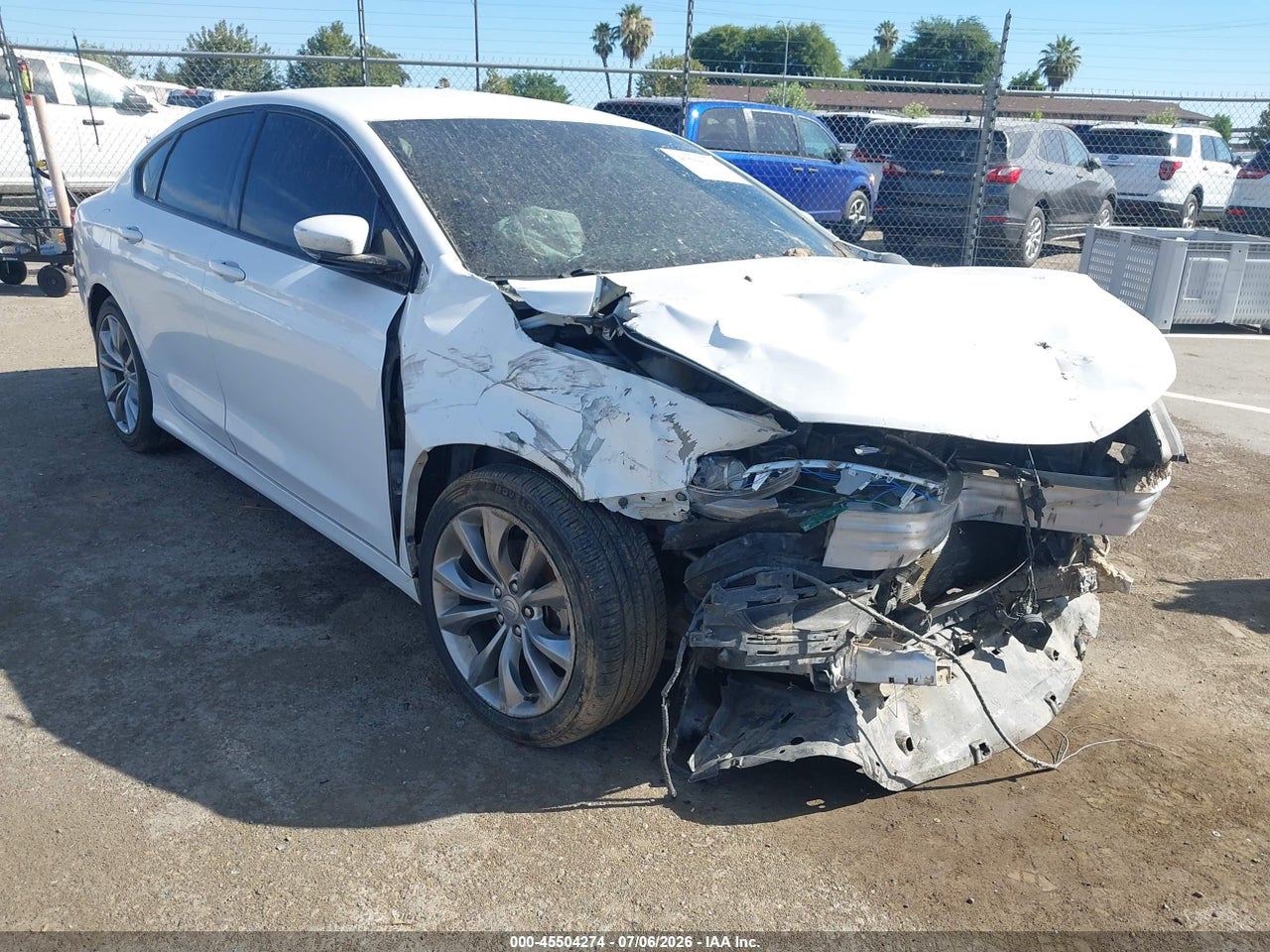 1C3CCCBBXFN****** · 2015 CHRYSLER 200 S