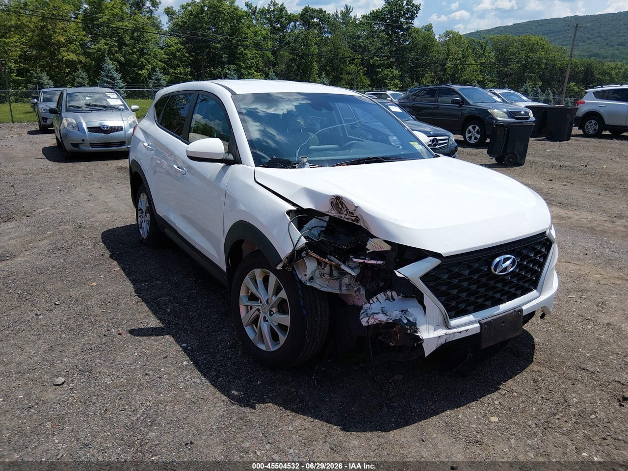KM8J2CA42LU****** · 2020 HYUNDAI TUCSON SE