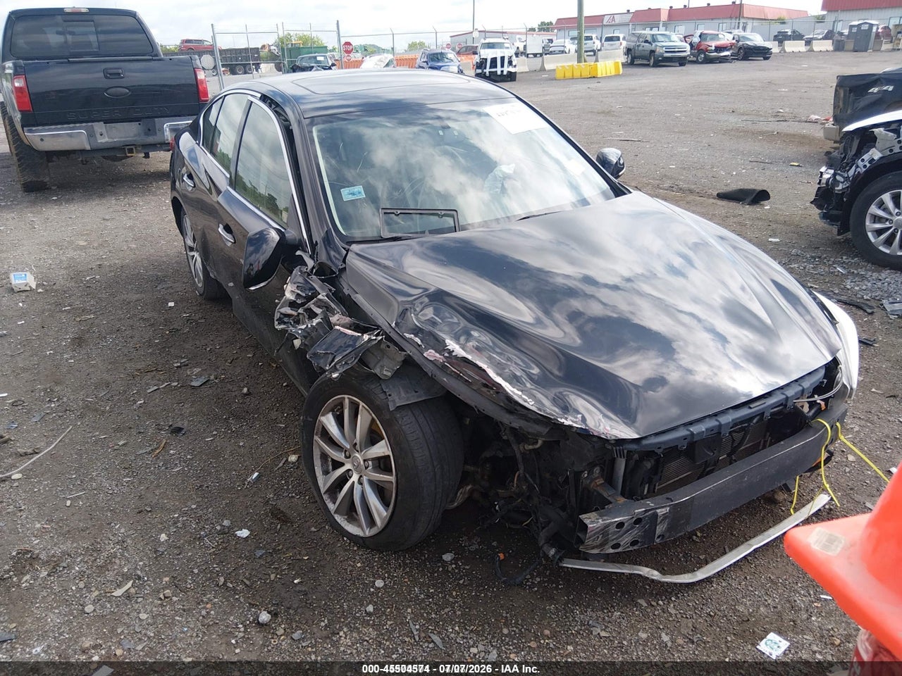 JN1EV7AR1GM****** · 2016 INFINITI Q50 3.0T PREMIUM
