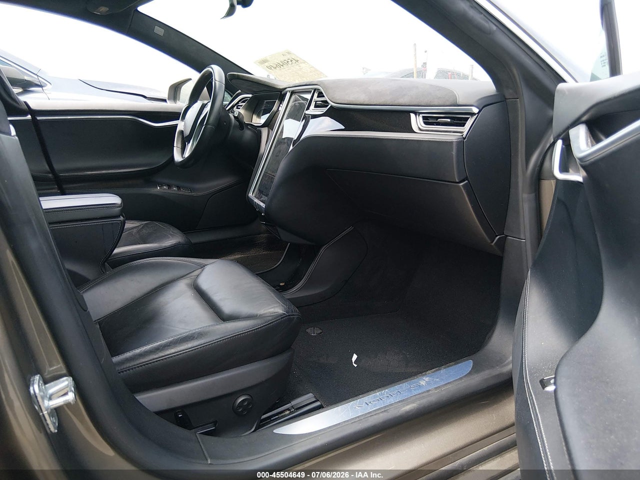 2016 TESLA MODEL S 60D/70D/75D/85D/90D · 5/10