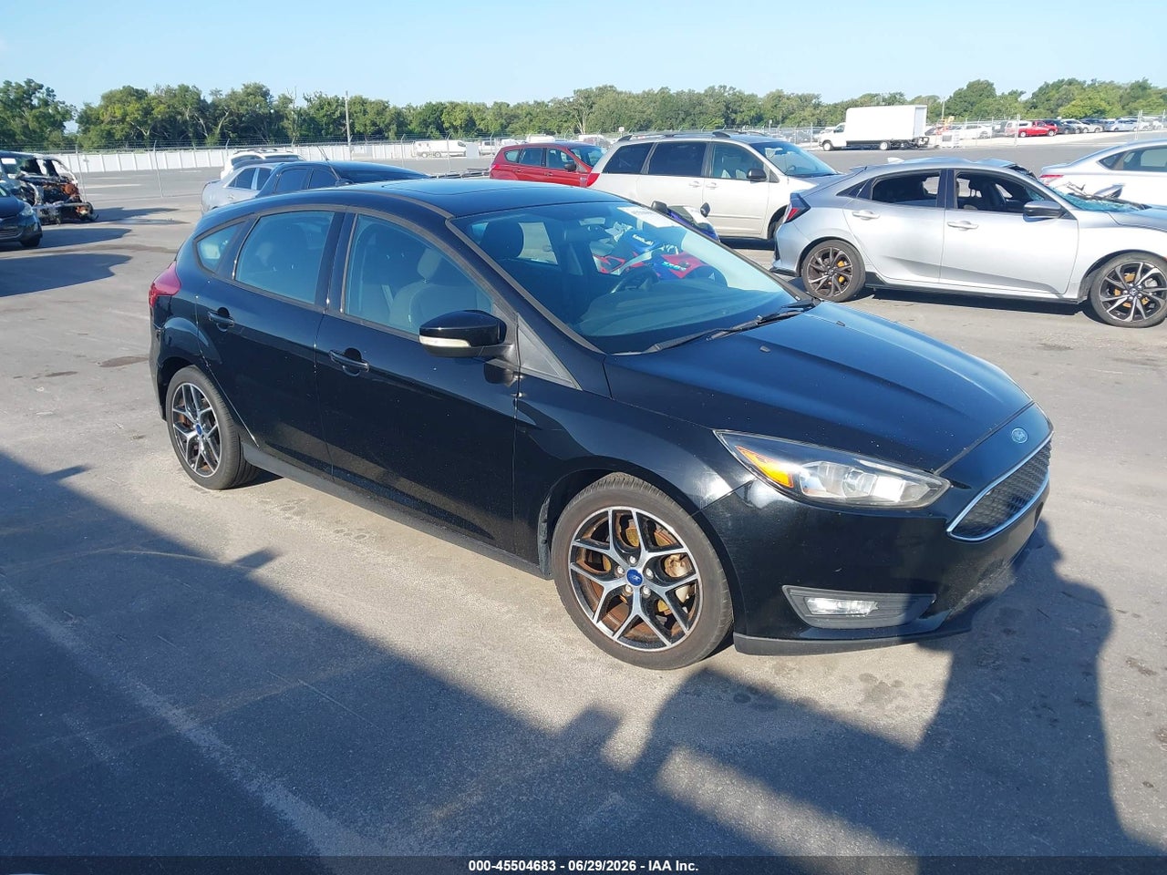 1FADP3M28HL****** · 2017 FORD FOCUS SEL
