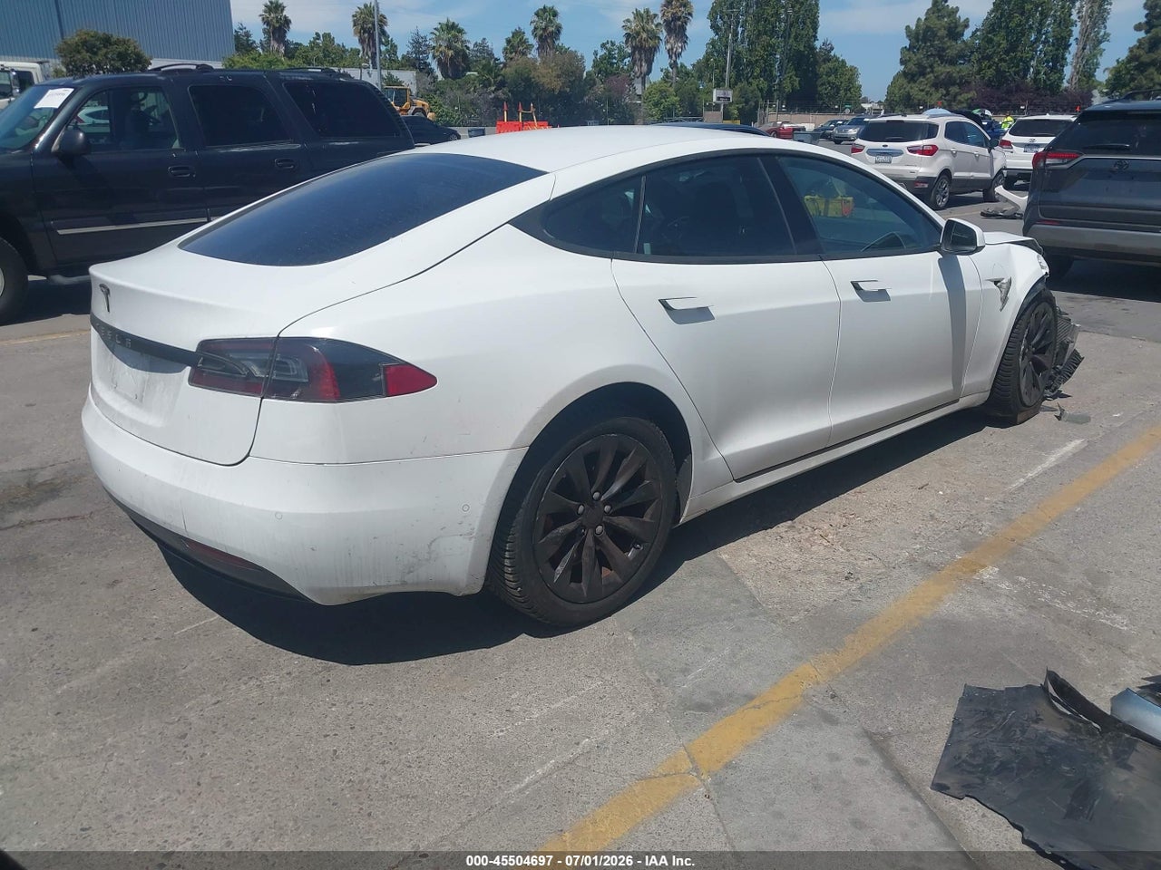 2016 TESLA MODEL S 60/70/75/85 · 4/11