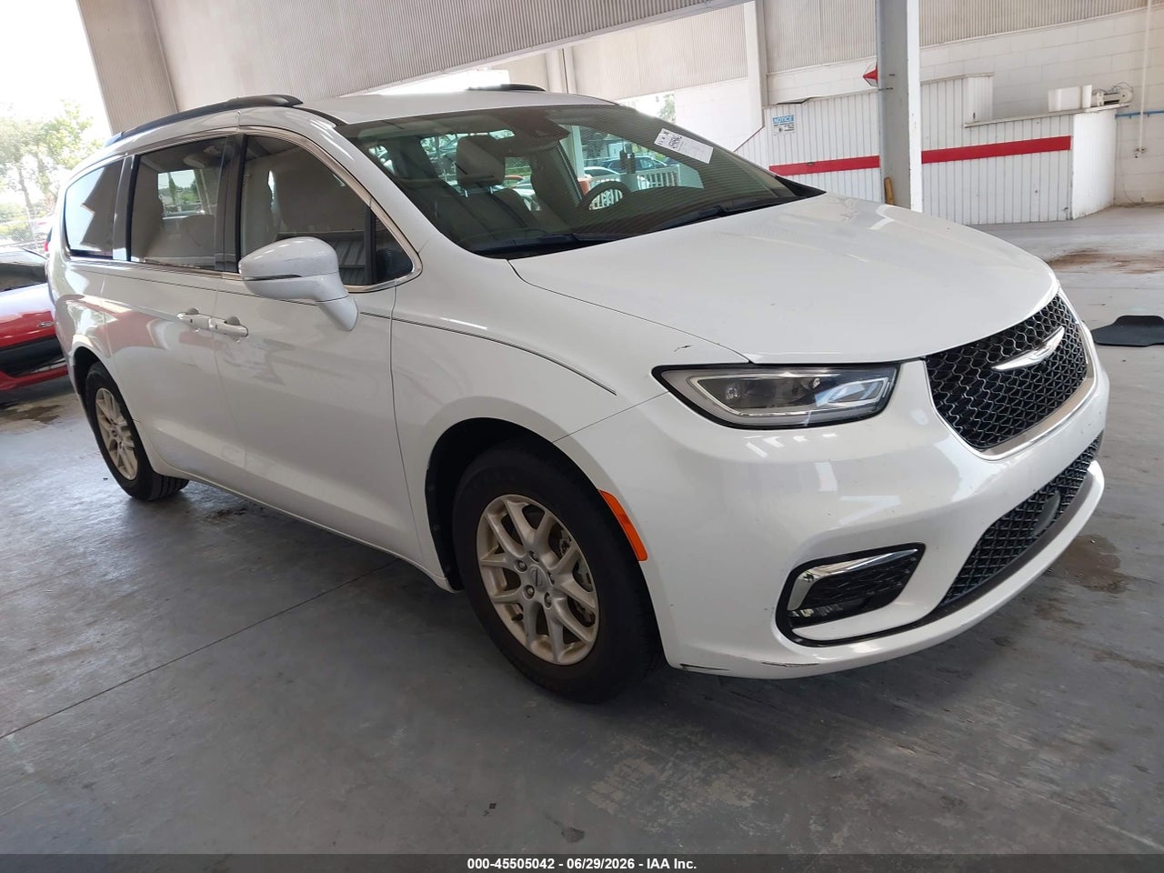 2C4RC1BG4NR****** · 2022 CHRYSLER PACIFICA TOURING L