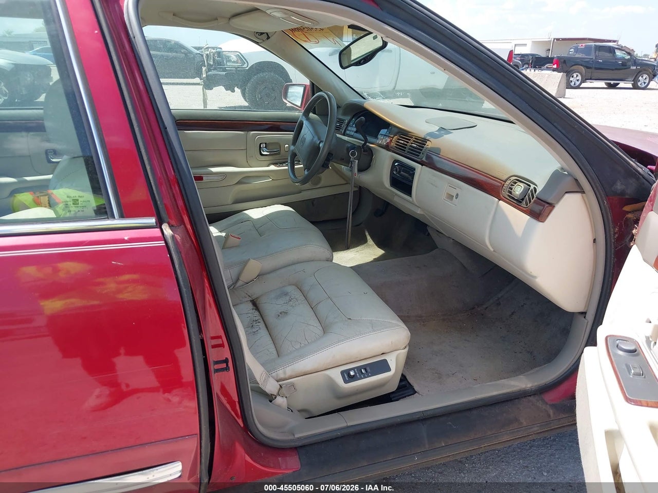1999 CADILLAC DEVILLE STANDARD · 5/11