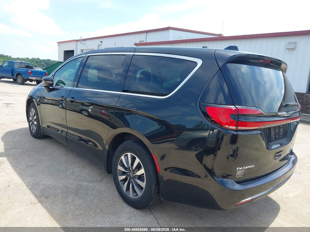 2022 CHRYSLER PACIFICA · 3/11