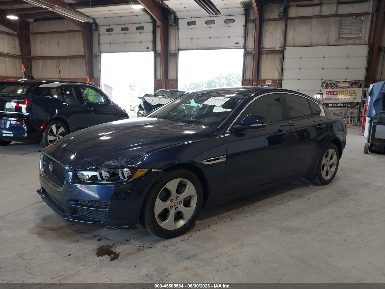 2017 JAGUAR XE 25T · 2/11