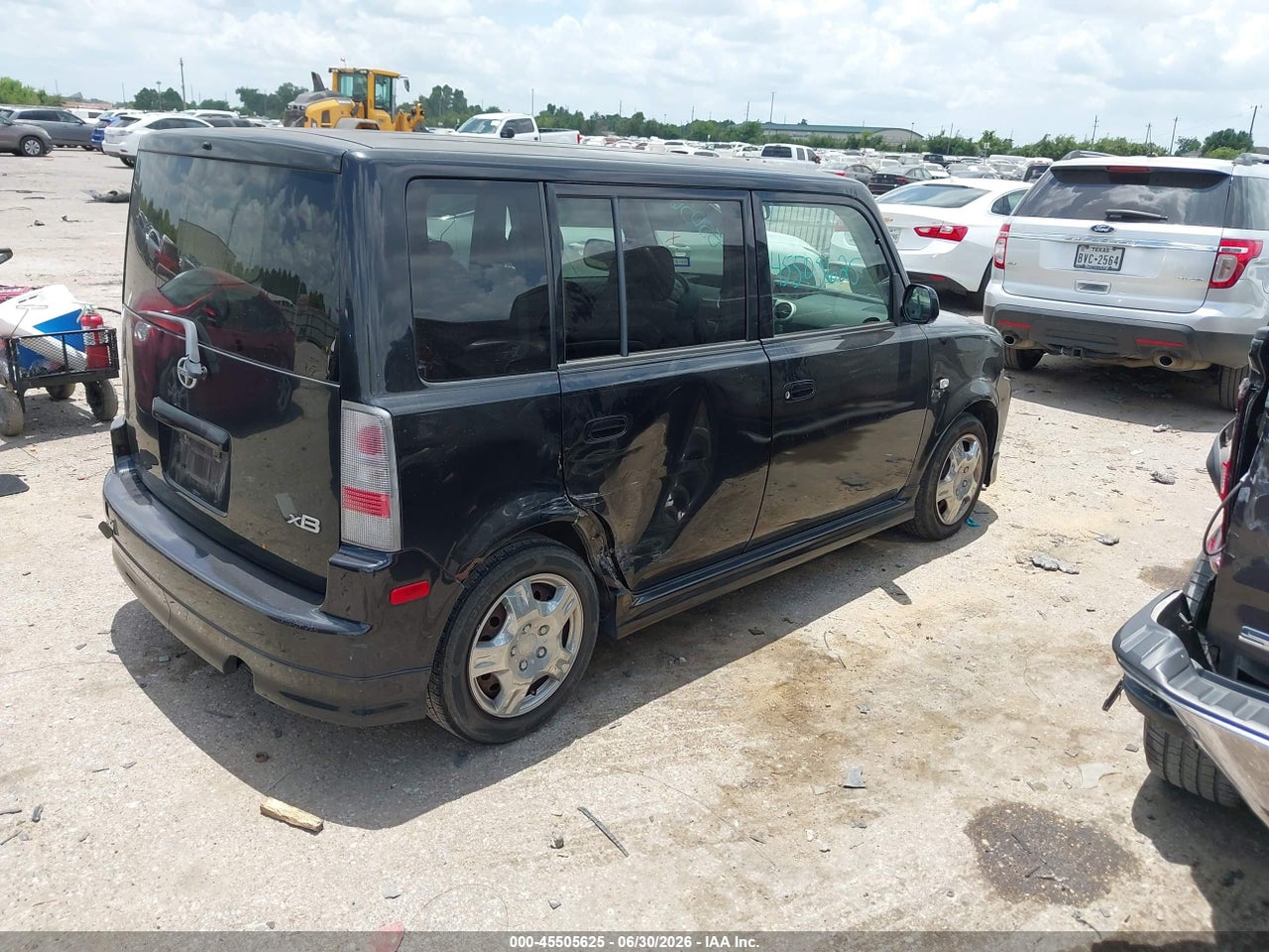 2005 SCION XB · 4/11