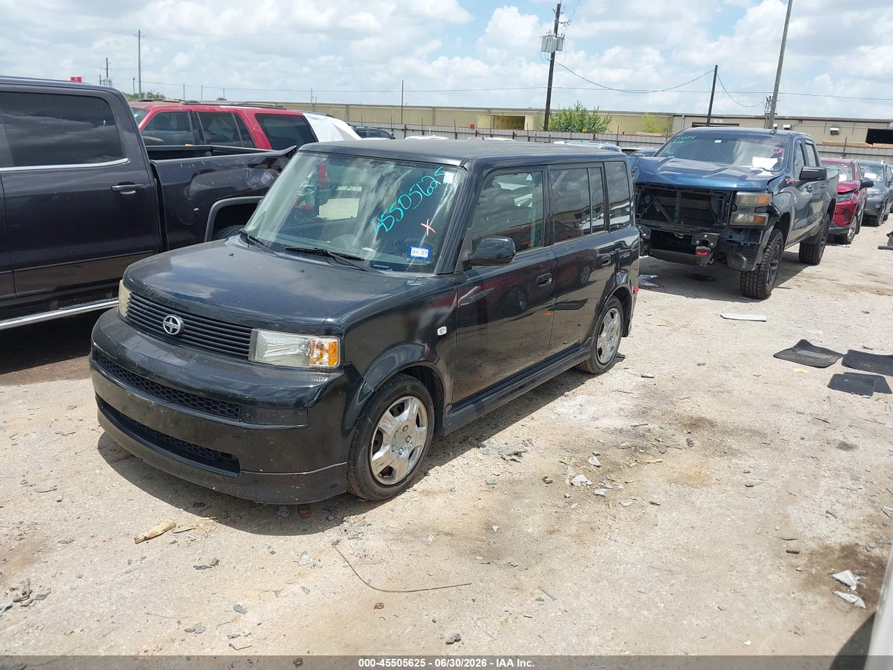 2005 SCION XB · 2/11