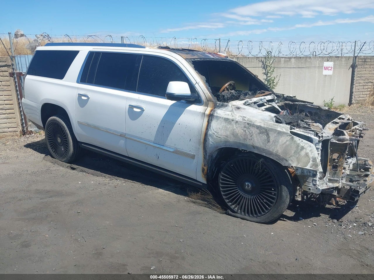 1GYS4KKJ1HR****** · 2017 CADILLAC ESCALADE ESV PLATINUM