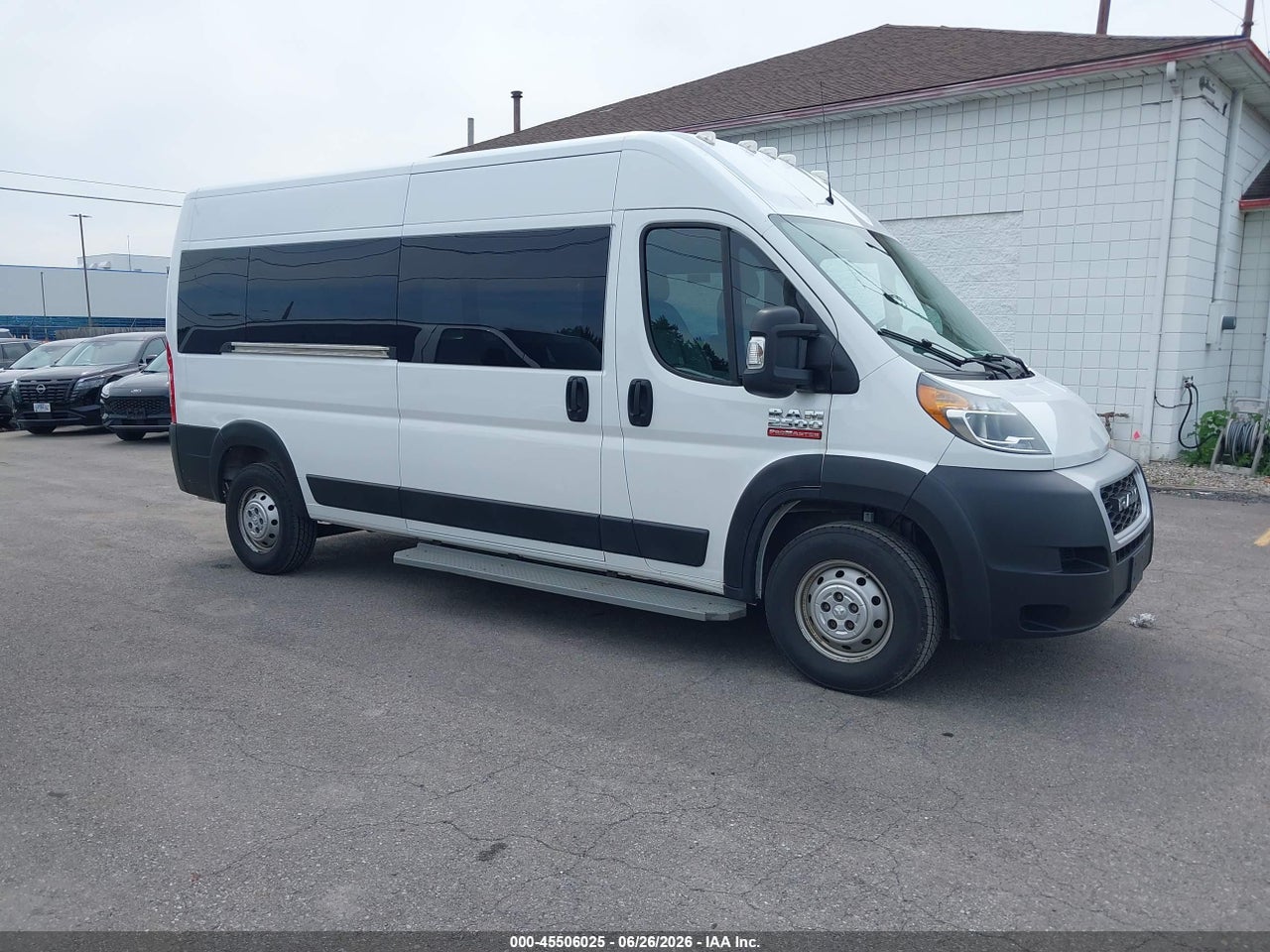 3C6TRVPG2KE****** · 2019 RAM PROMASTER 2500 WINDOW VAN HIGH ROOF 159 WB