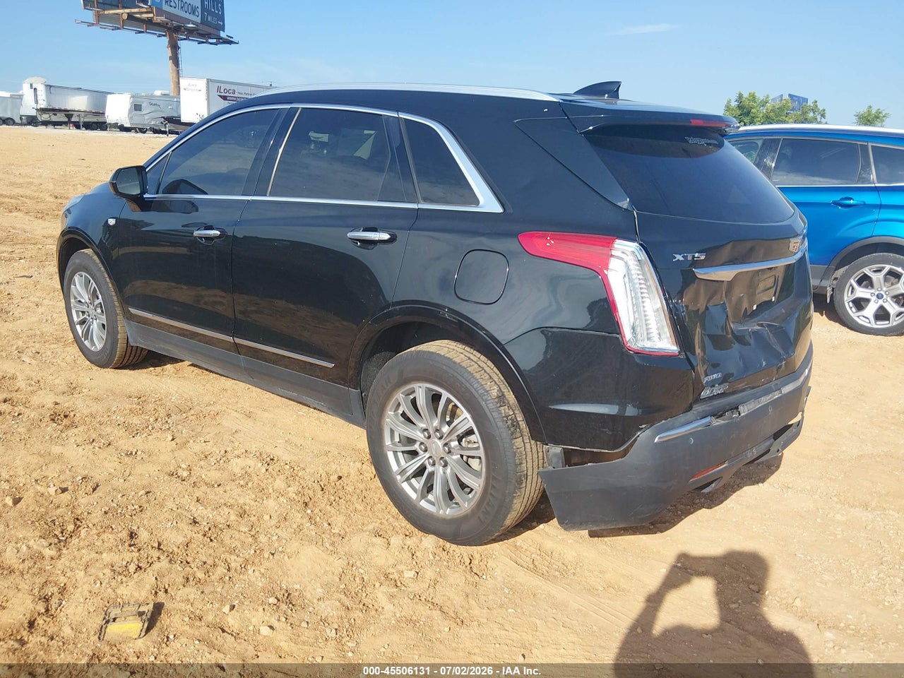 2017 CADILLAC XT5 LUXURY · 3/11