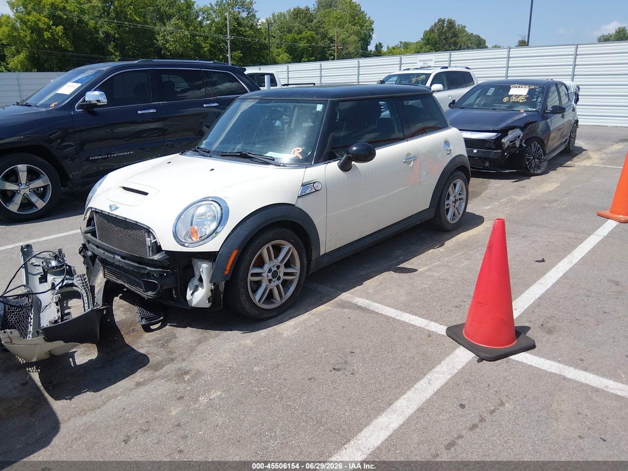 WMWSV3C54CT****** · 2012 MINI COOPER S   · 2/11