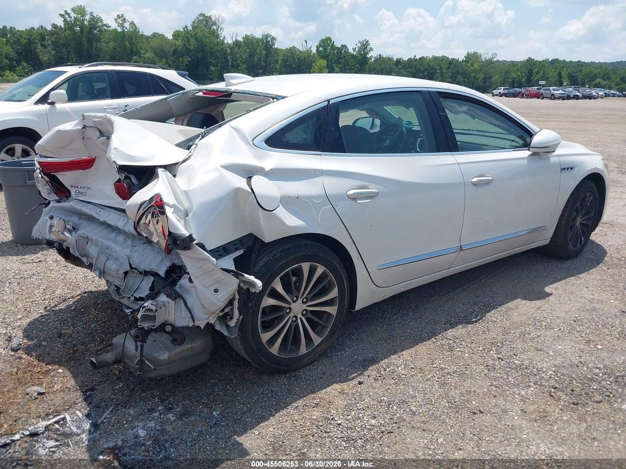 2017 BUICK LACROSSE ESSENCE · 4/11