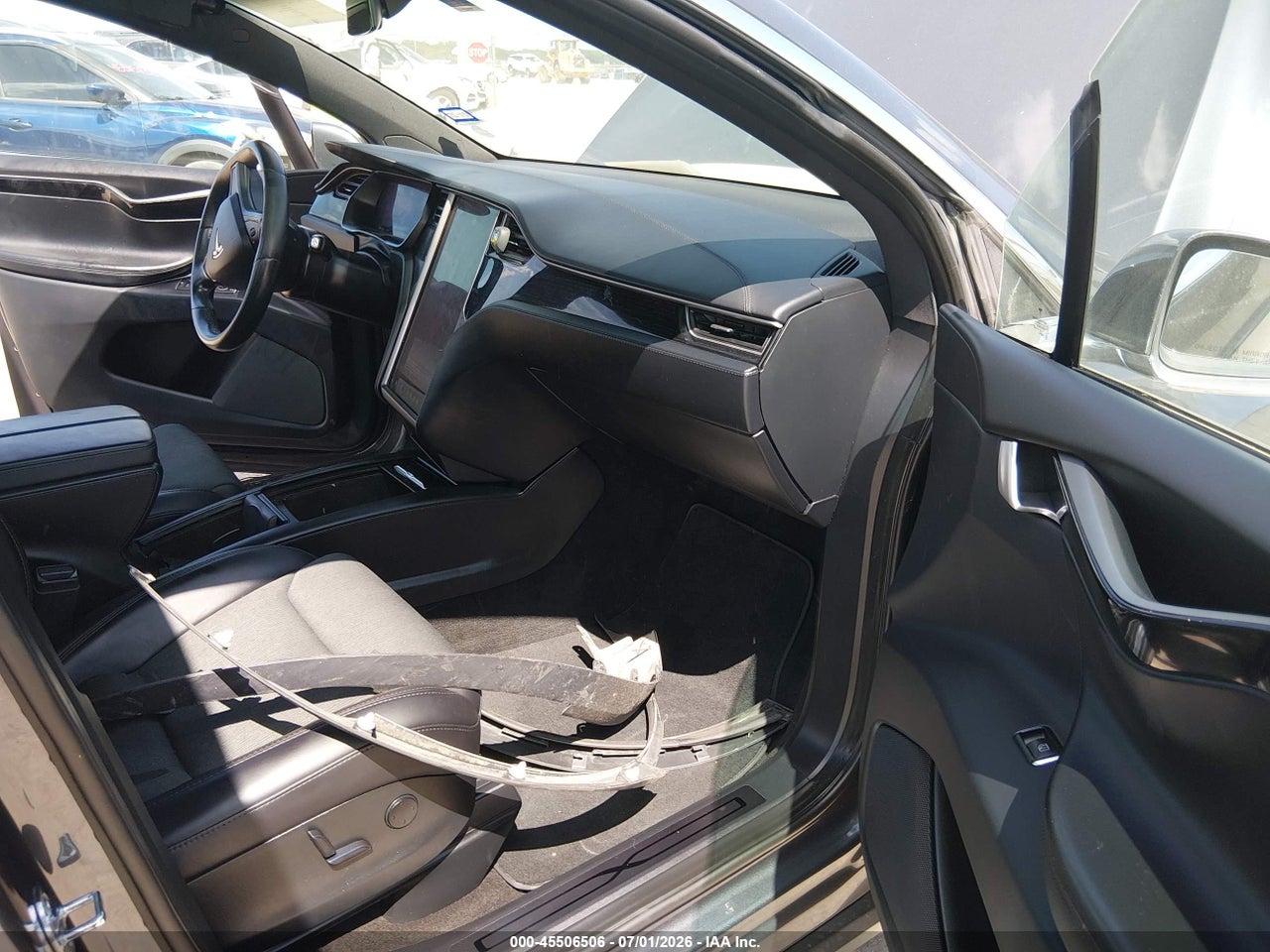 2018 TESLA MODEL X 100D/75D/P100D · 5/9