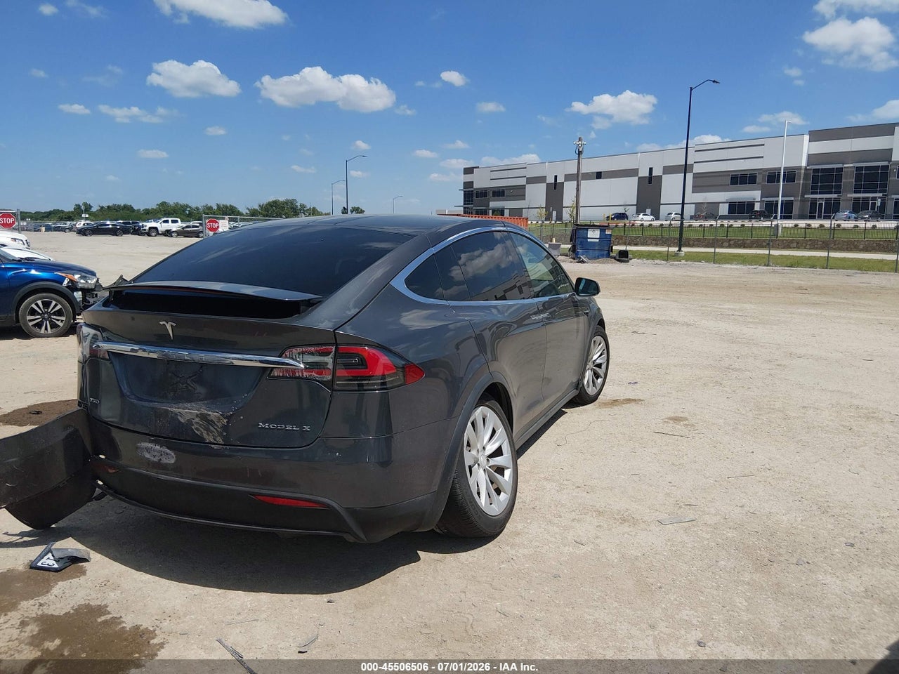 2018 TESLA MODEL X 100D/75D/P100D · 4/9
