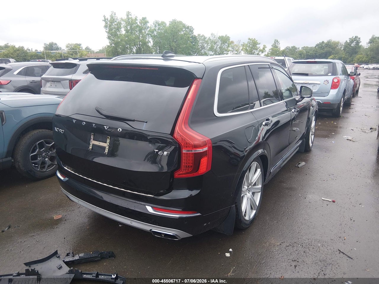 2016 VOLVO XC90 T6 FIRST EDITION · 4/11