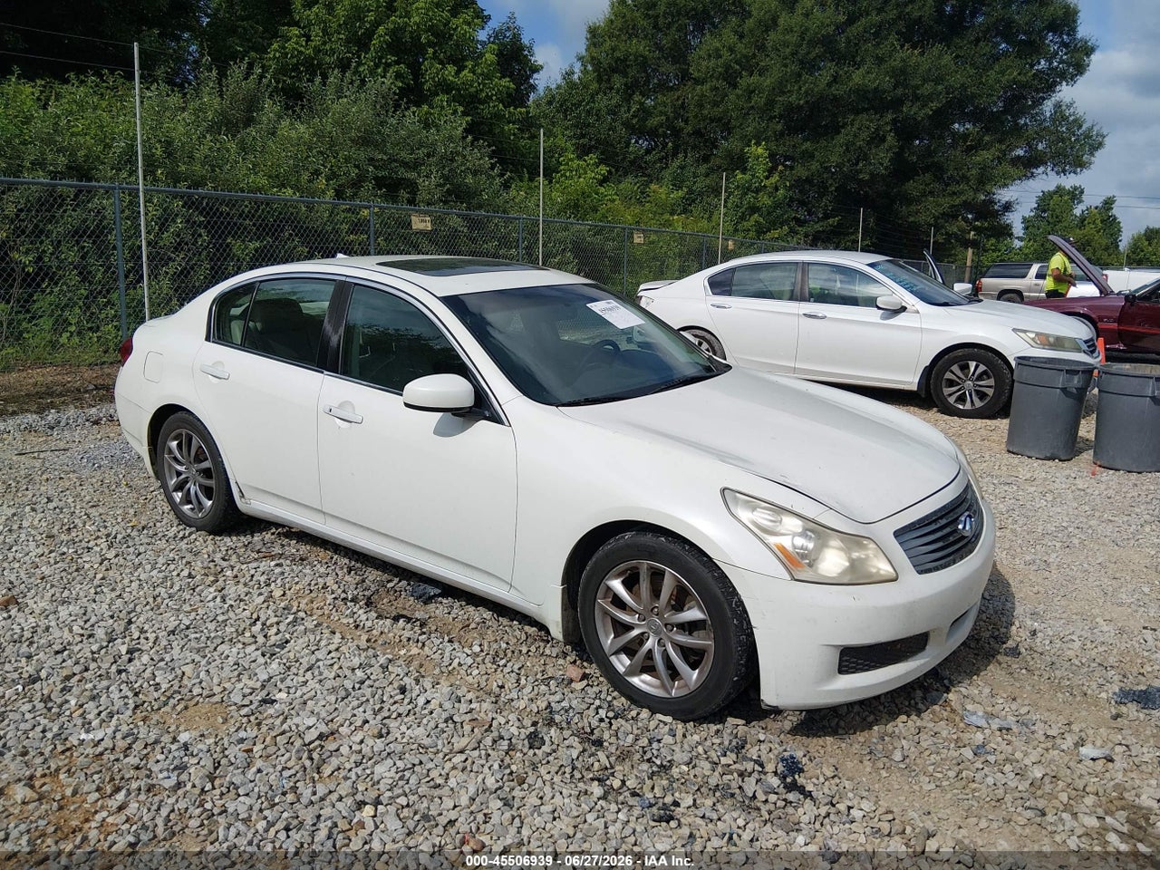 JNKBV61E98M****** · 2008 INFINITI G35 JOURNEY