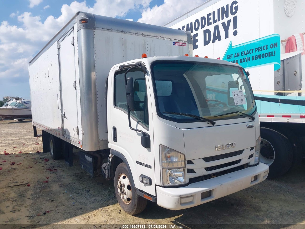 JALB4W179G7****** · 2016 ISUZU NPR DSL REG AT