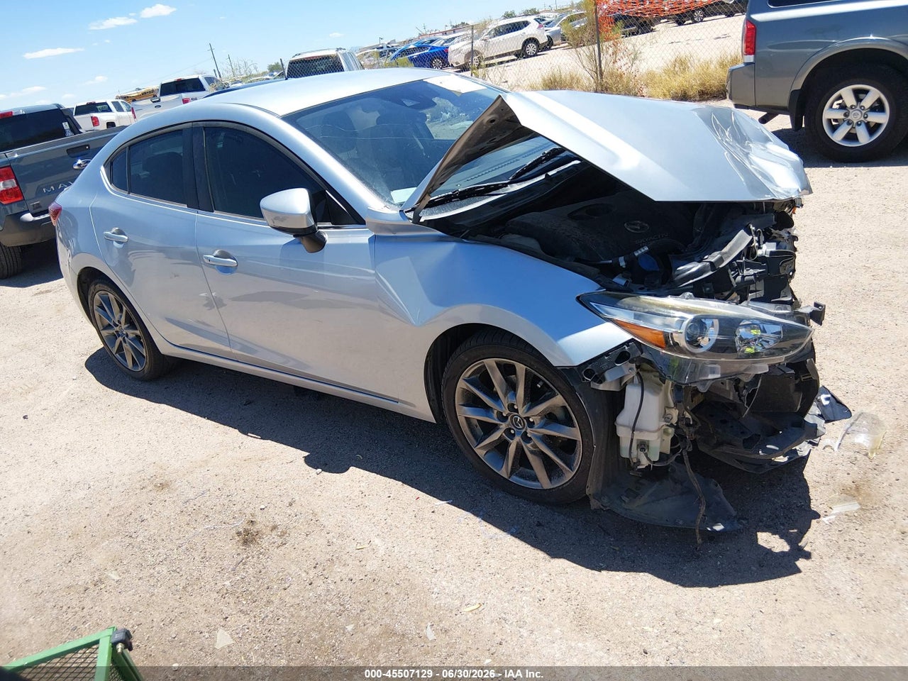 3MZBN1V36JM****** · 2018 MAZDA MAZDA3 TOURING