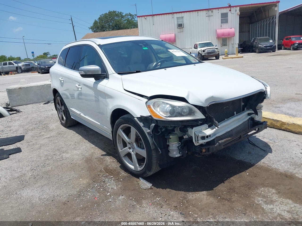 YV4902DZ9C2****** · 2012 VOLVO XC60 T6 PLATINUM