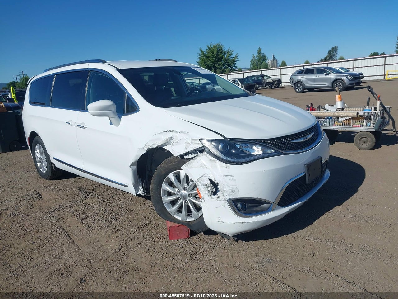 2C4RC1BG4KR****** · 2019 CHRYSLER PACIFICA TOURING L