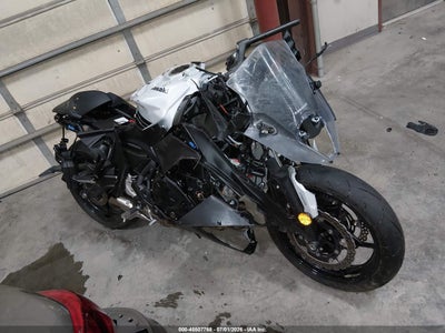 ML5EXEP11TD****** · 2026 KAWASAKI EX650 P