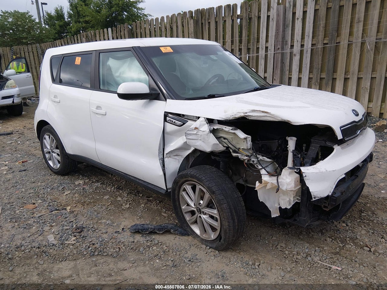 KNDJP3A52J7****** · 2018 KIA SOUL +