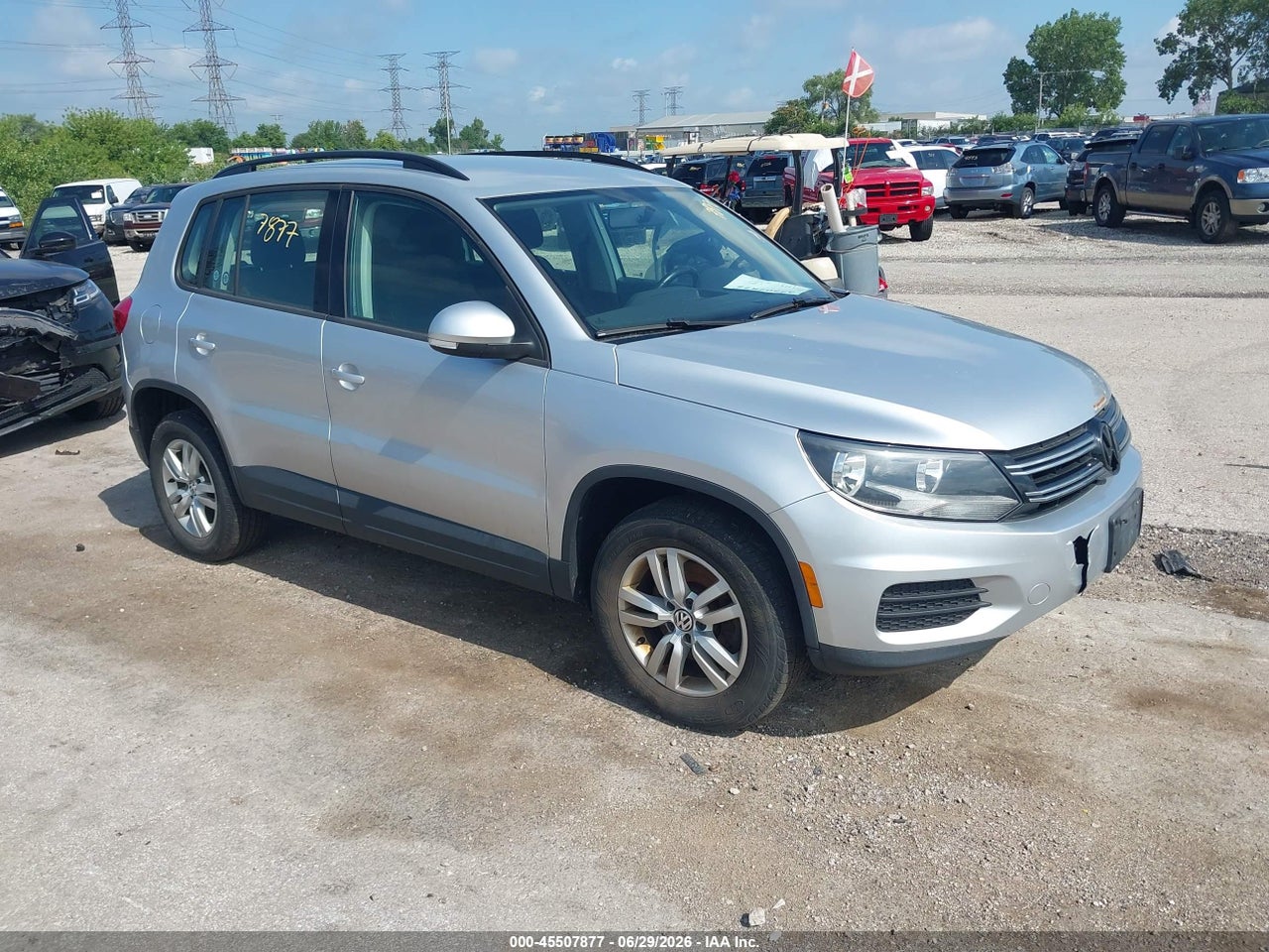 WVGAV7AX3FW****** · 2015 VOLKSWAGEN TIGUAN S
