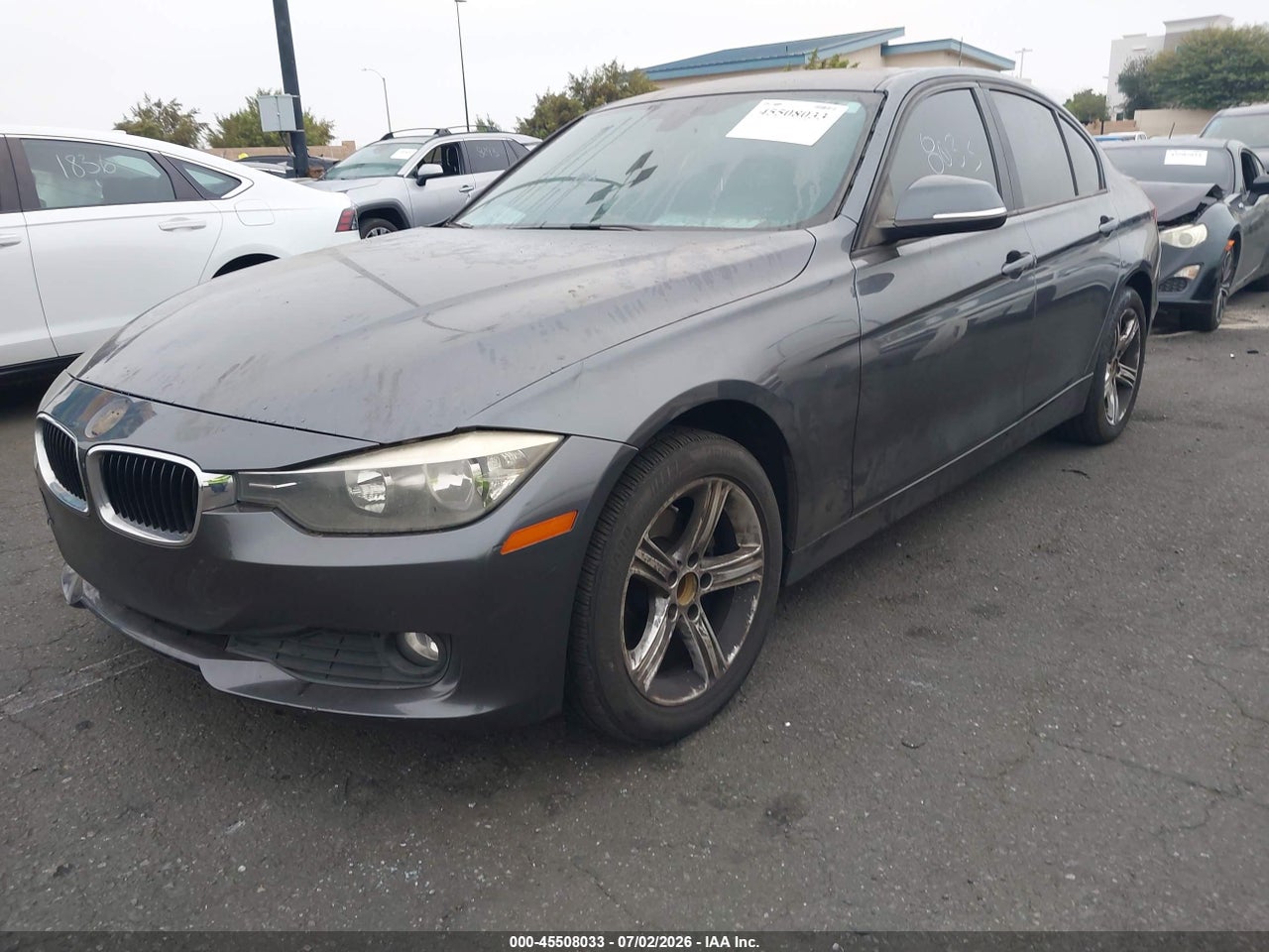 2013 BMW 320I   · 2/11