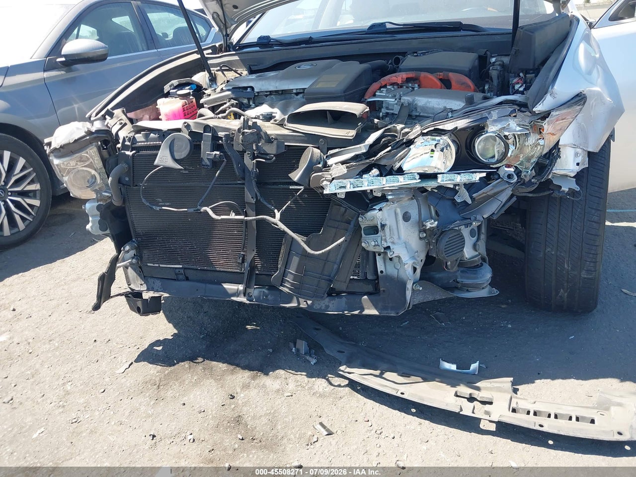 2014 LEXUS ES 300H   · 6/11