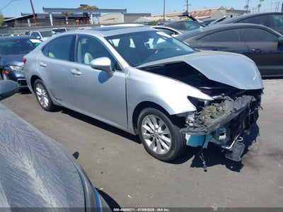 2014 LEXUS ES 300H