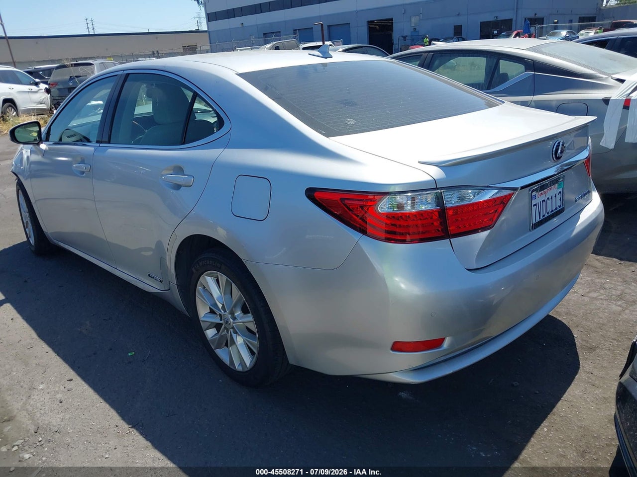 2014 LEXUS ES 300H   · 3/11