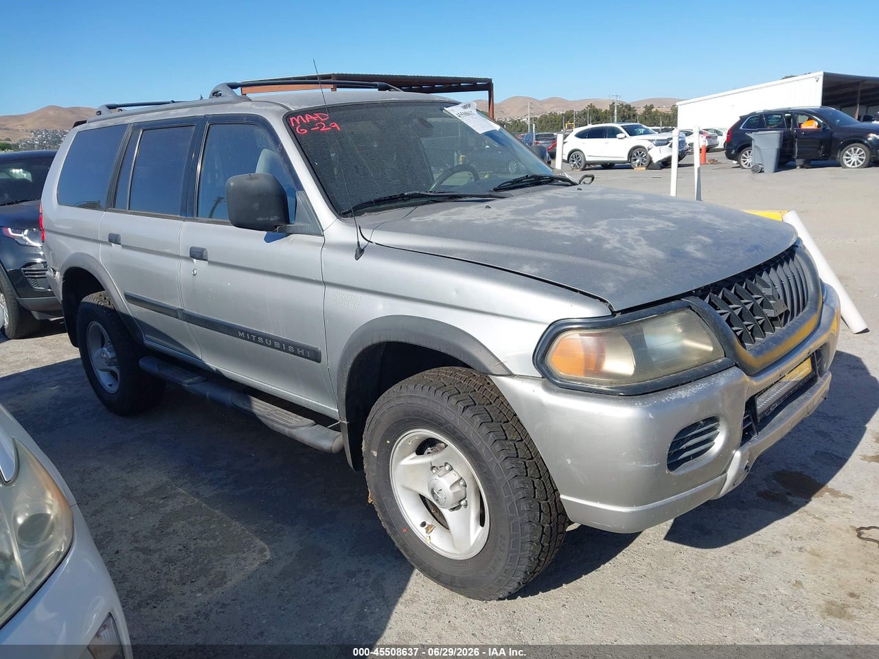 JA4LS31H4YP****** · 2000 MITSUBISHI MONTERO SPORT LS/XLS