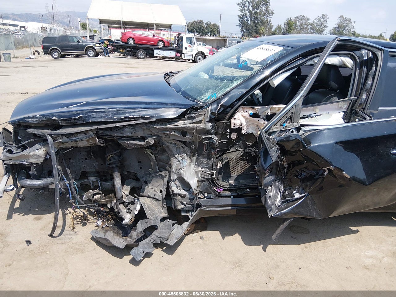 2017 INFINITI Q50 2.0T BASE · 6/10