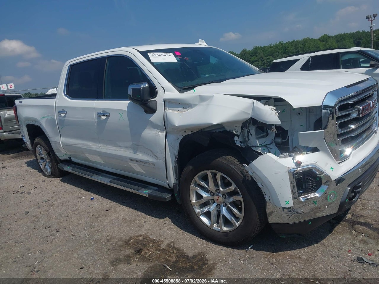 3GTU9DED8MG****** · 2021 GMC SIERRA 1500 4WD  SHORT BOX SLT
