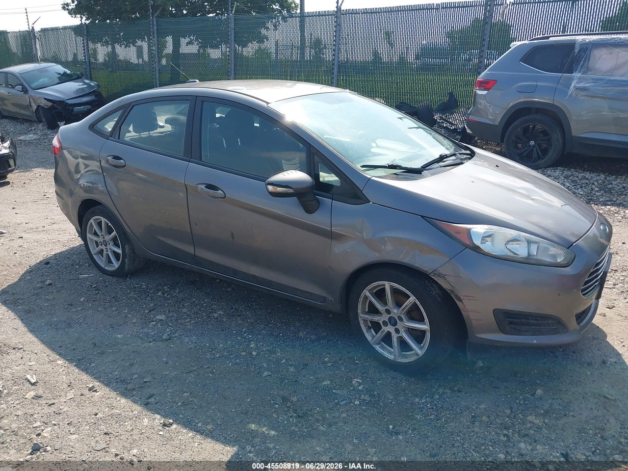 3FADP4BJ5EM****** · 2014 FORD FIESTA SE