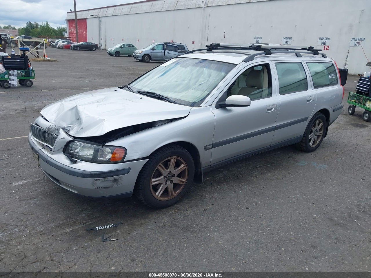 2004 VOLVO V70 2.4 · 2/11